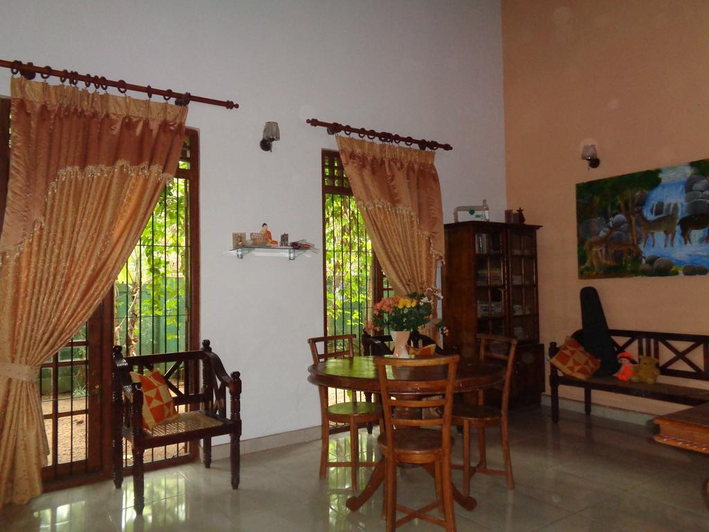 Green Villa Anuradhapura Buitenkant foto